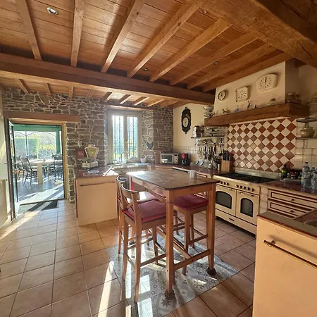 Villa Chevaux D'asie 22pers Jacuzzi Billard Babyfoot