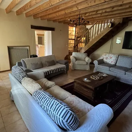 펜션 Chevaux D'asie 22pers Jacuzzi Billard Babyfoot *